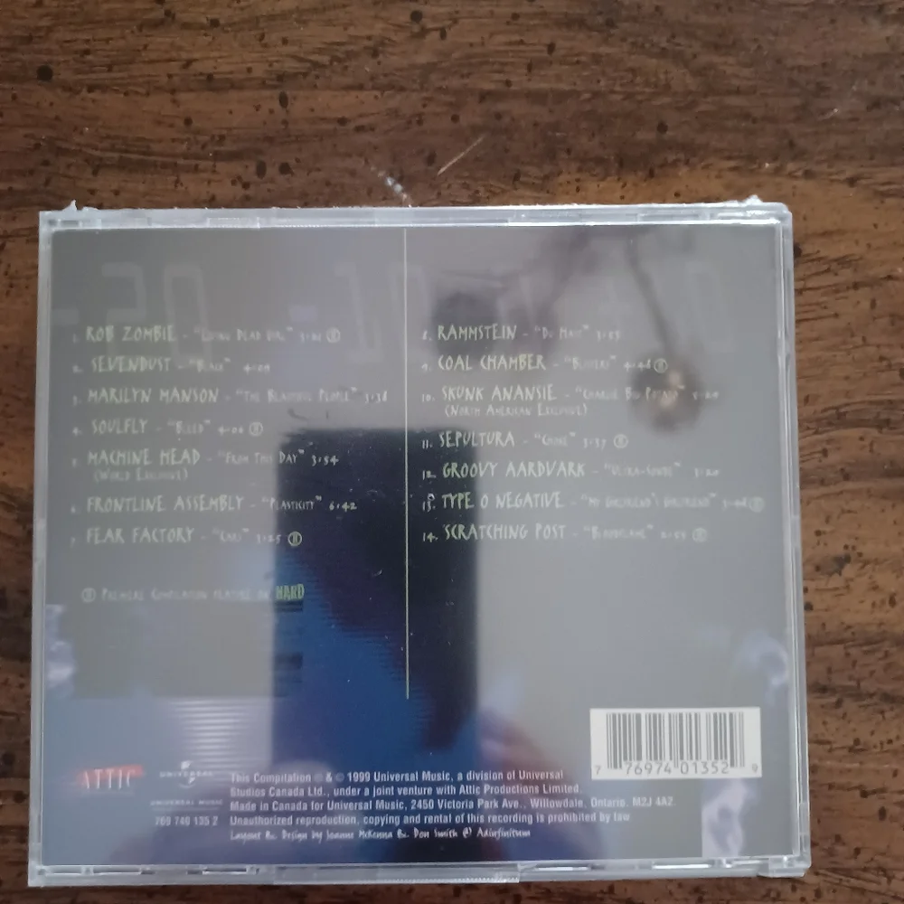 Hard CD - Picture 2 of 2
